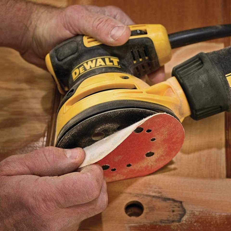 Dewalt DWE6423 Eksantrik Zımpara Makinesi 280 Watt