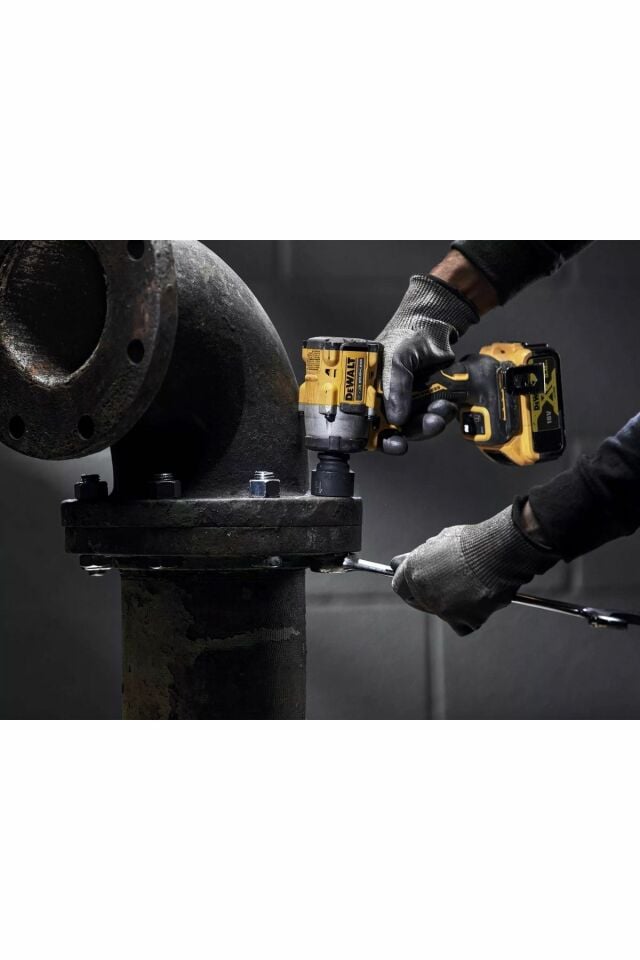 Dewalt DCF922P2T Kömürsüz Somun Sıkma 1/2 18V 5.0Ah Lı-Ion 406Nm Tork