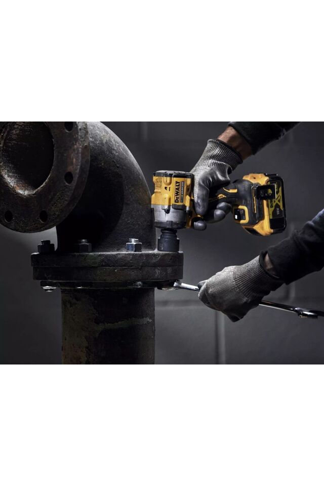 Dewalt DCF922P2T Kömürsüz Somun Sıkma 1/2 18V 5.0Ah Lı-Ion 406Nm Tork