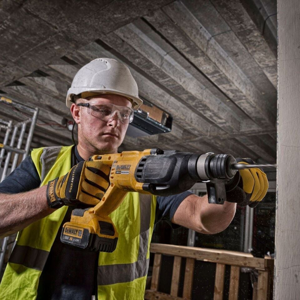 Dewalt DCH133NT Sds Plus Matkap Kırıcı Delici 18 Volt (Aküsüz)