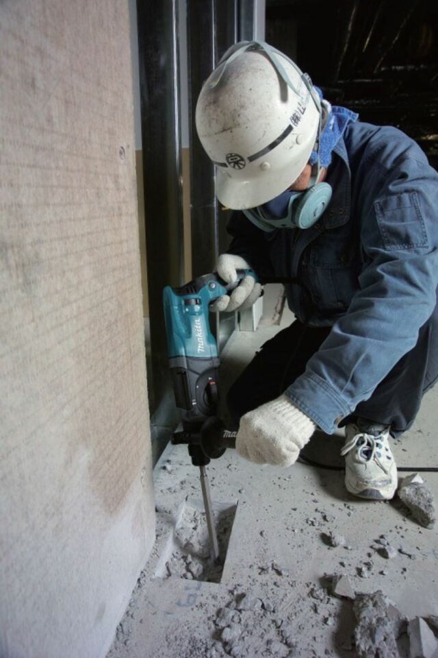 Makita HR2470 Kırıcı Delici Matkap 780 Watt