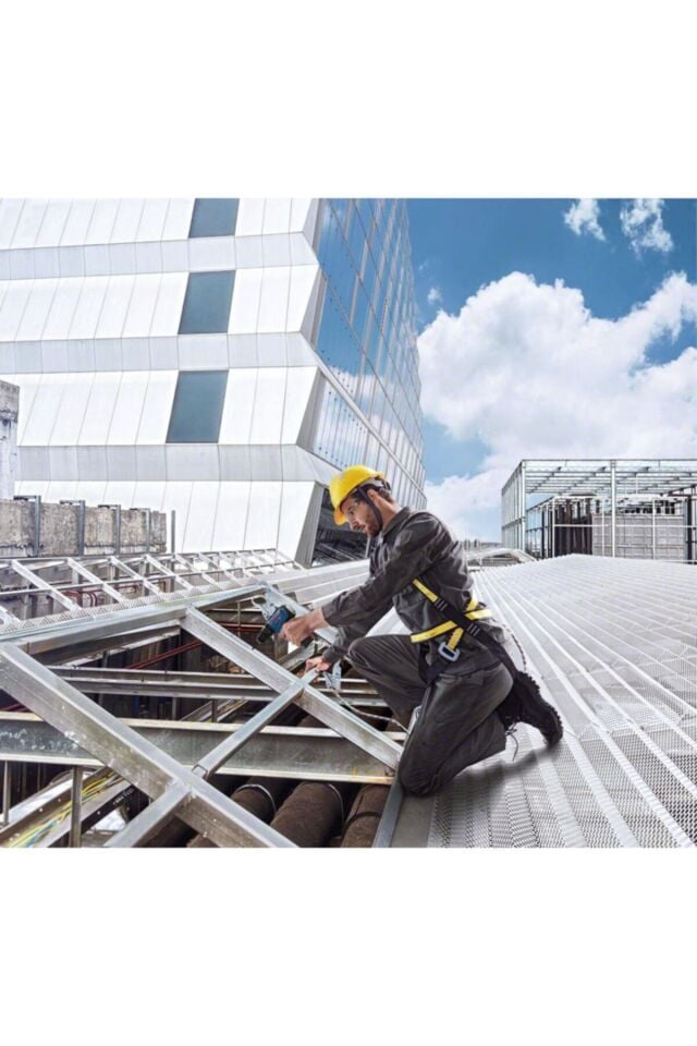 Bosch Gsb 12V-30 Akülü Darbeli Delme Vidalama Makinası 12V 2Ah 17/30Nm + 39 Parça Vidalama Seti