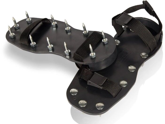 Dekor Çivili Ayakakabı 31cm