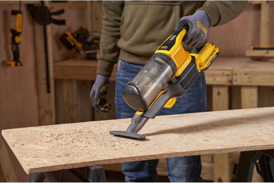 Stanley SFMCVS001D1 18V 2.0 Ah Şarjlı Dikey Süpürge